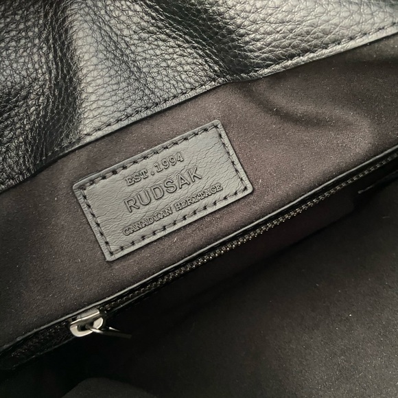 RUDSAK BLACK PURSE - Picture 5 of 5